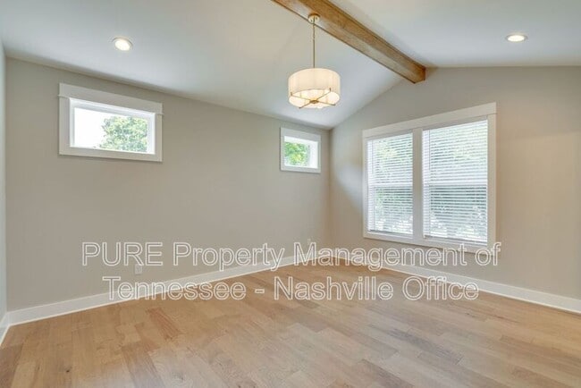 Building Photo - 606 Annex Ave