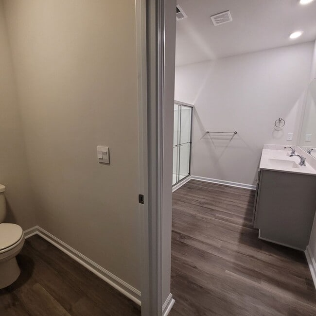 Building Photo - Brand new construction home in the desirable Brunswick Forest subdivision