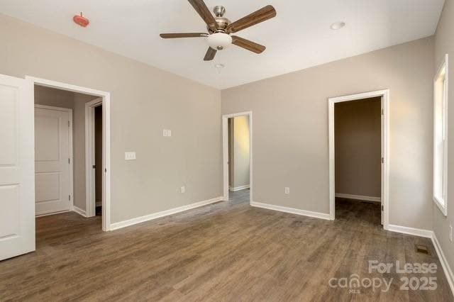 Building Photo - 324 N Milford Dr