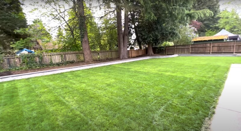 Building Photo - 12230 95th Pl NE