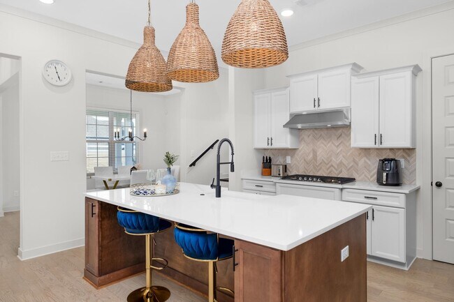 Building Photo - 5628 Gerber Rd