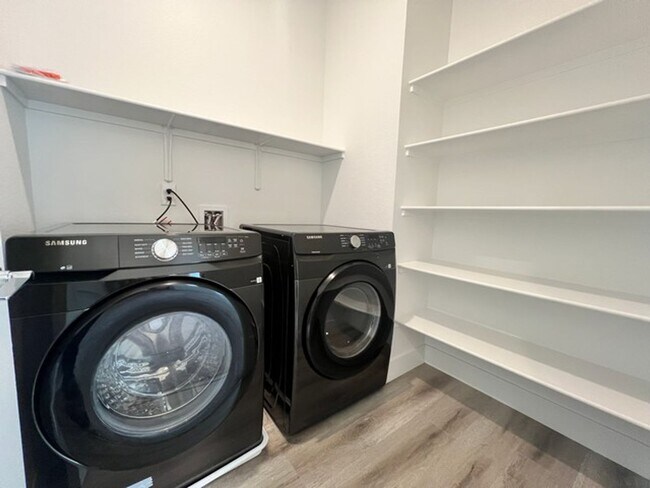 Building Photo - Brand New Three Bedroom Home in S. Reno