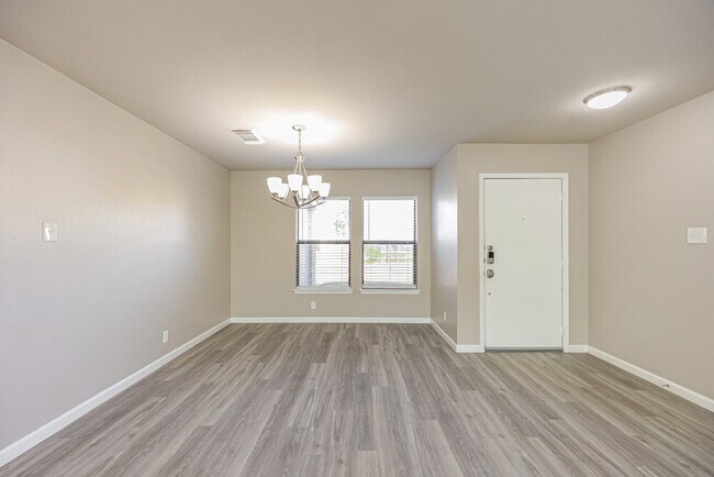 Building Photo - 10478 Tippecanoe