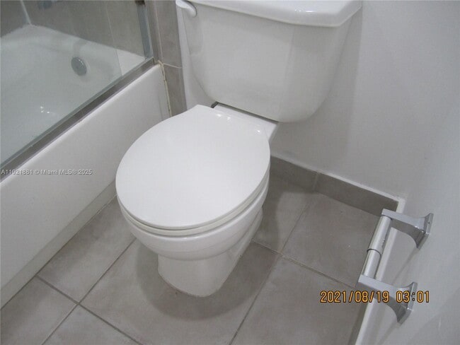 Building Photo - 680 NE 64th St