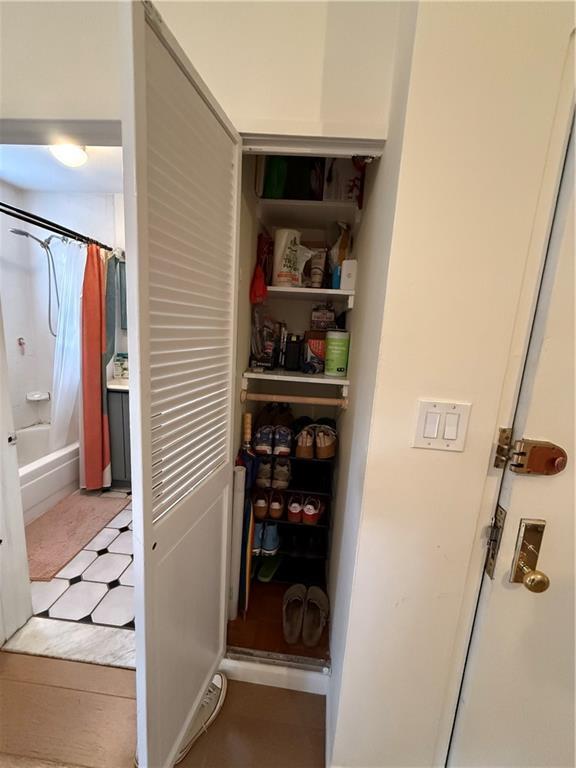 Building Photo - 42 Clermont Ave