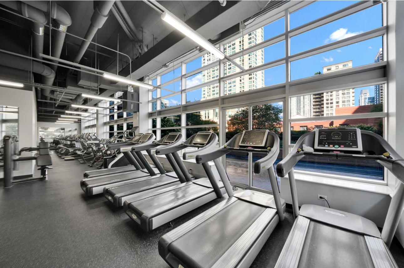 Building Photo - 545 N Dearborn St