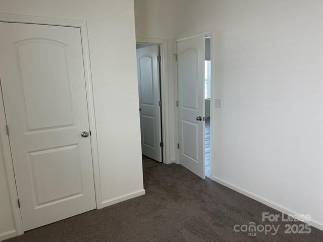 Building Photo - 809 Alexander Commons Dr