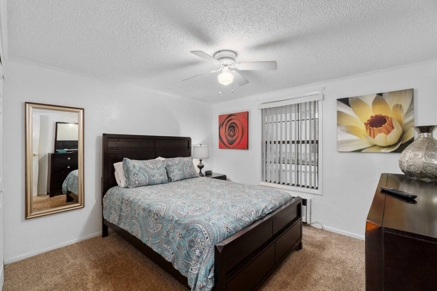 Building Photo - 2490 SW 14th Dr