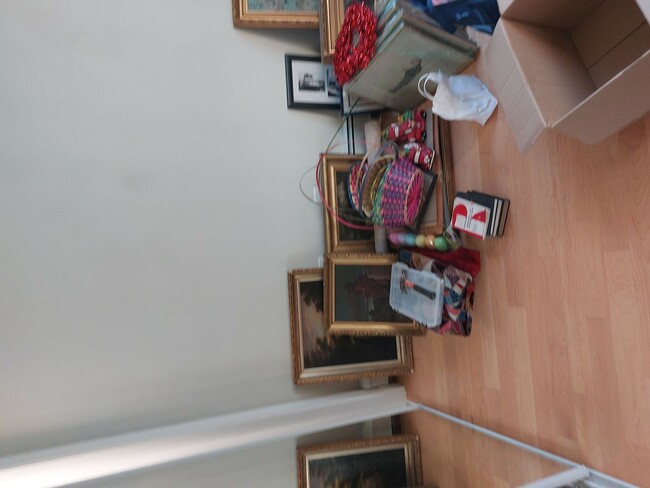 Building Photo - HOT ALLSTON LISTING!!!!