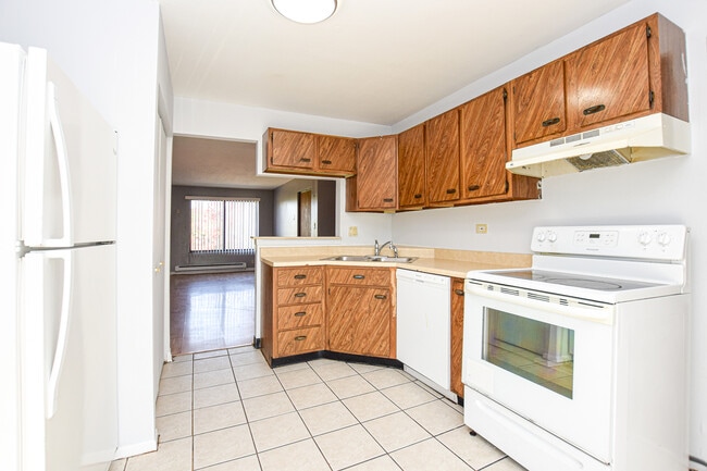 Building Photo - 264 Canterbury Ln
