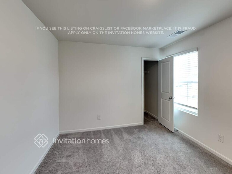 Building Photo - 2616 Turtle Point Rd