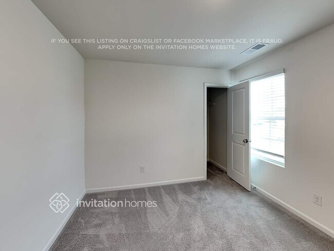 Building Photo - 2616 Turtle Point Rd