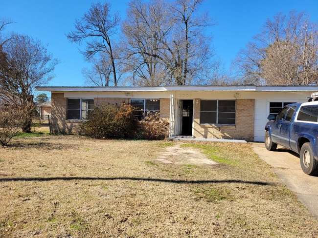 Building Photo - 3503 Porter Ave