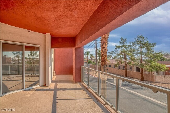Building Photo - 87 E Agate Ave