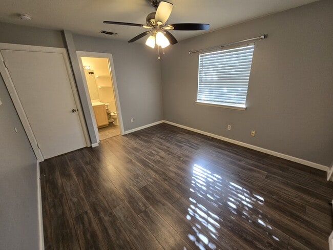 Building Photo - 7914 Galaway Bay