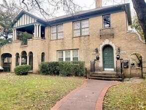 Building Photo - 4626 Columbia Ave