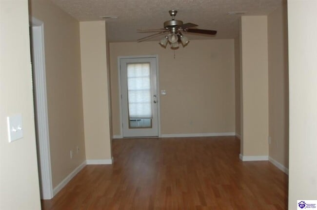 Building Photo - 118 Darby Woods Ct