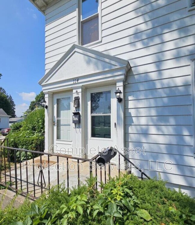 Primary Photo - 114 I St