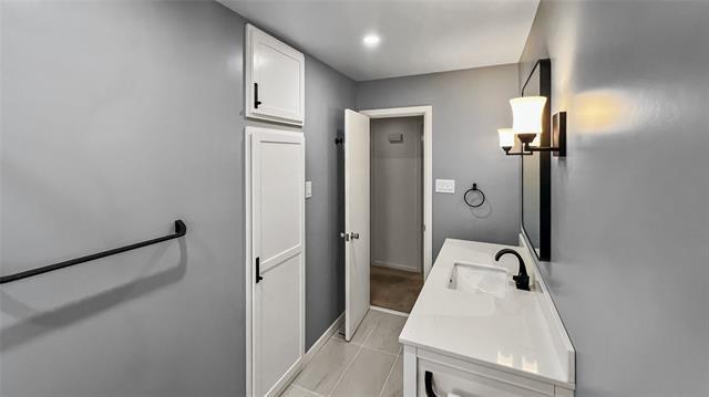 Building Photo - 2711 W Morton St