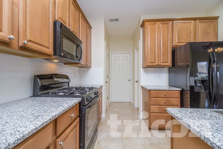 Building Photo - 3006 Gale Ct