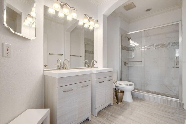 Building Photo - 14608 Mirabelle Vista Cir