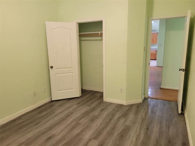 Building Photo - 1424 Chapman Dr