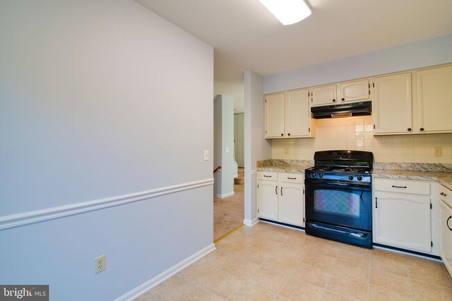 Building Photo - 10707 Gideon Ct