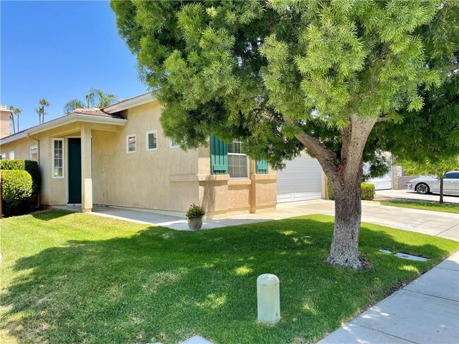 Building Photo - 30962 Crystalaire Dr
