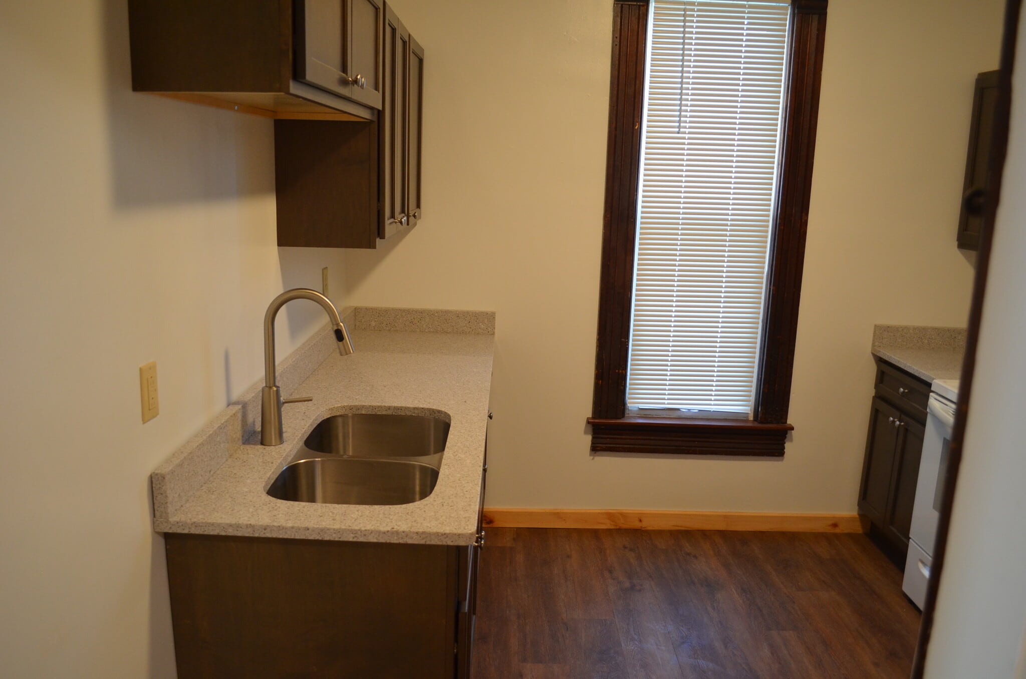 Building Photo - 444 Chestnut St