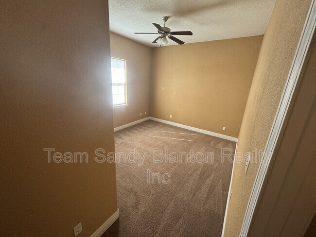 Building Photo - 7071 Lake Joanne Dr