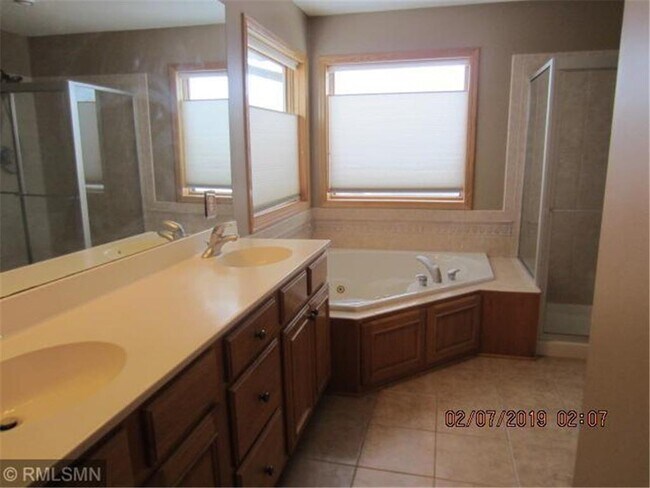 Building Photo - 10304 Yates Dr N