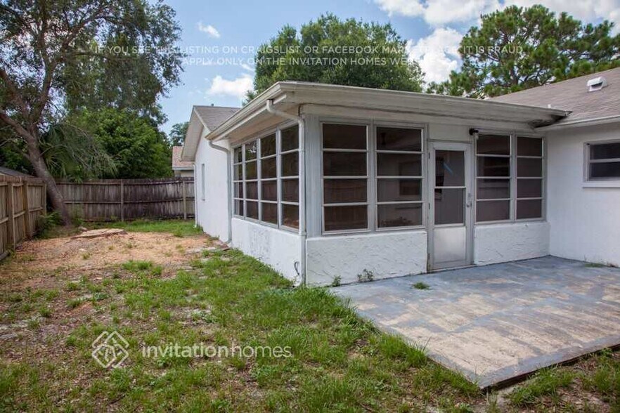 Building Photo - 4349 Black Fox Dr