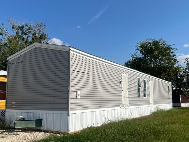 Building Photo - 1201 Schley St