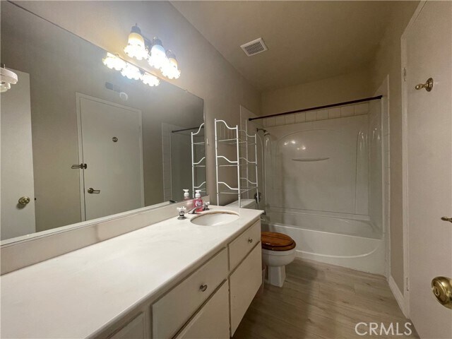 Building Photo - 318 S Prospectors Rd