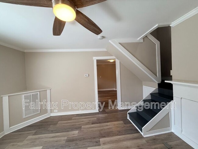 Building Photo - 919 Washington St