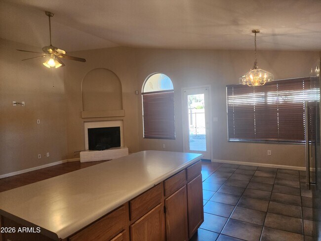 Building Photo - 4790 W Tulsa St