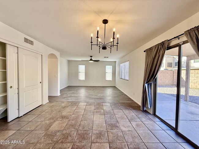 Building Photo - 1782 E Oakland St