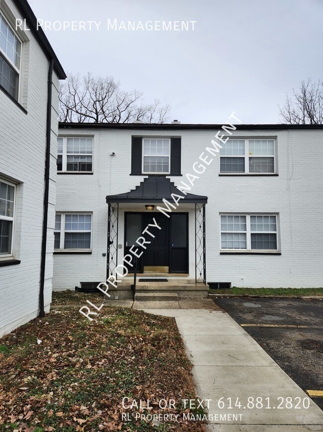 Primary Photo - 2 bedroom 1 bathroom apartment in Clintonv...