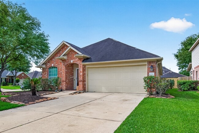 Building Photo - 6030 Wildbriar Ln