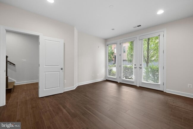 Building Photo - 42289 Porter Ridge Ter