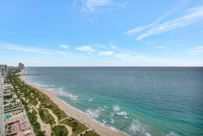 Building Photo - 9703 Collins Ave