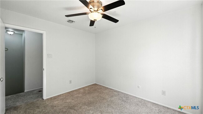 Building Photo - 1024 Mission Dr