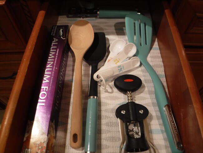 Building Photo - 1053 Park Ave