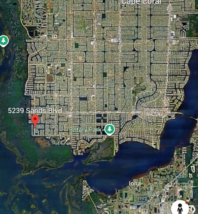 Building Photo - 5239 Sands Blvd