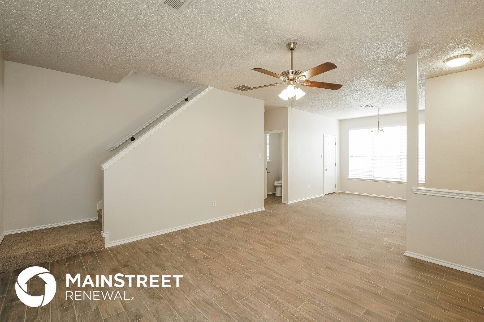 Building Photo - 1409 Hackamore St