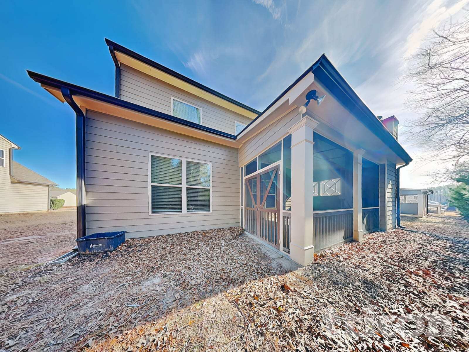 Building Photo - 208 Evergreen Way