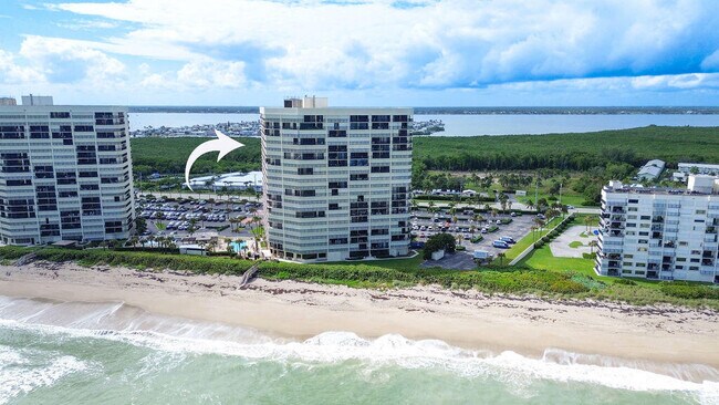 Building Photo - 9500 S Ocean Dr