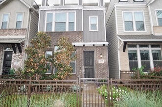 Building Photo - Trinity Grove ~ Skyline Views! $2,899 for ...