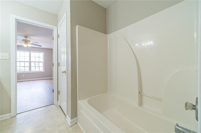 Building Photo - 1191 Primrose View Cir NW
