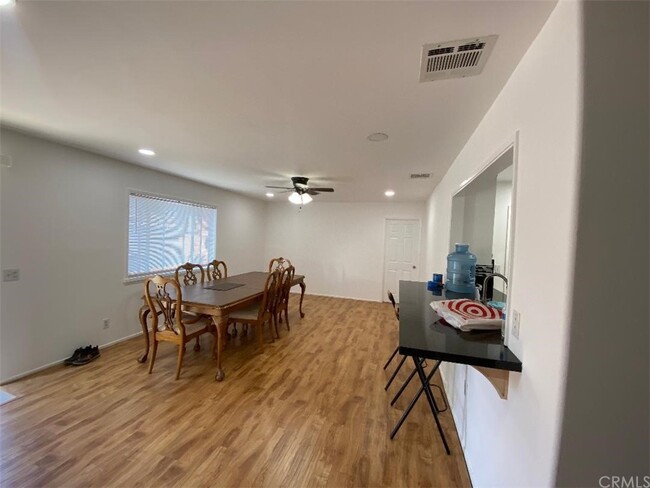 Building Photo - 2903 Carl Dr